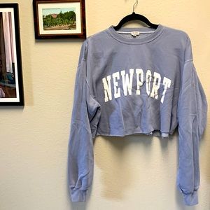 Brandy Melville Crop Crewneck